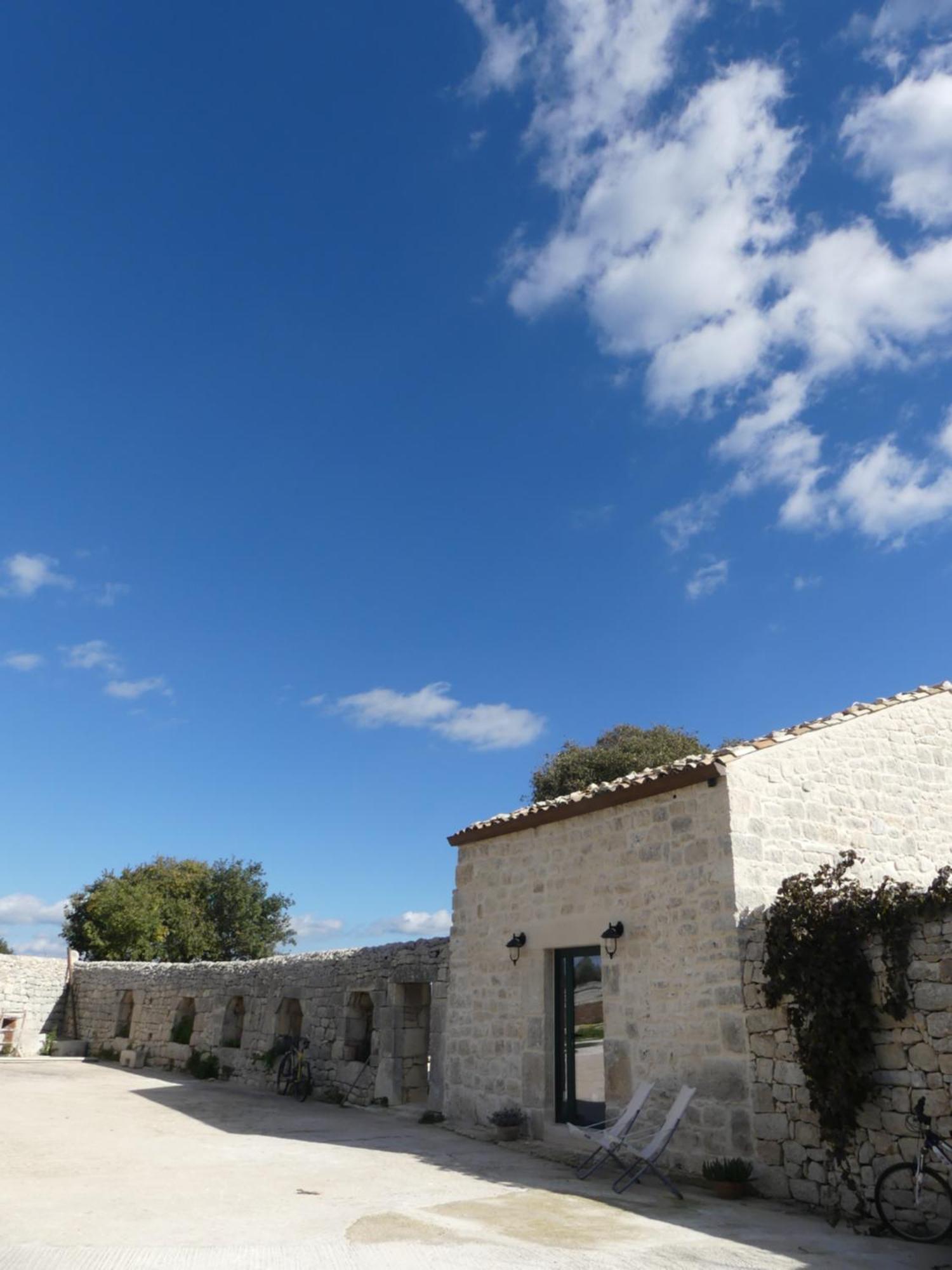 Agriturismo Fondo Paliemmu موديكا المظهر الخارجي الصورة